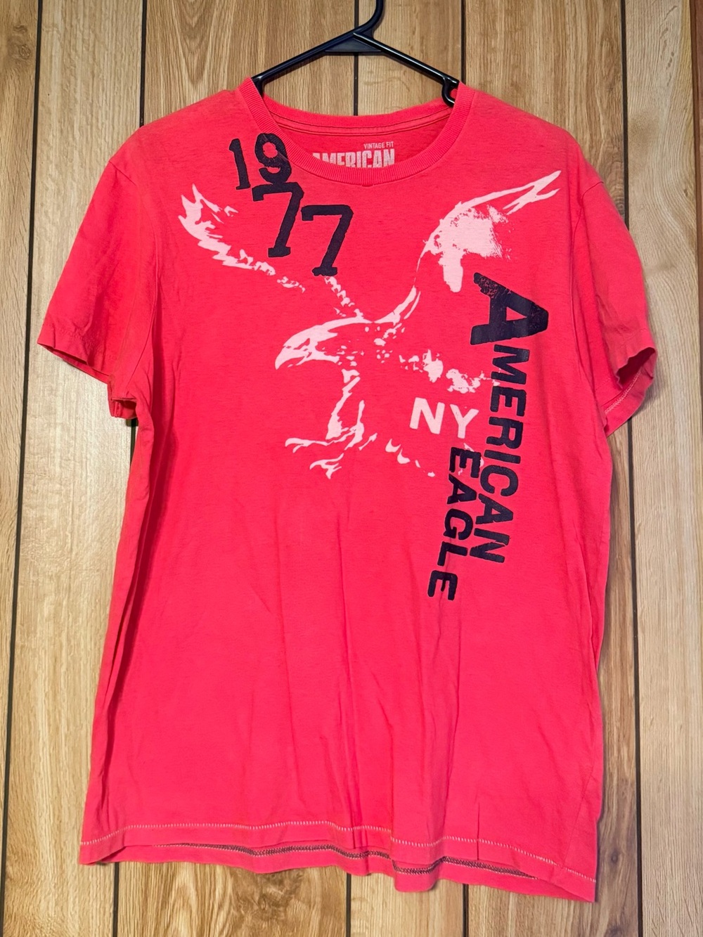American Eagle Outfitters Vintage Fit Men’s Size M Tee